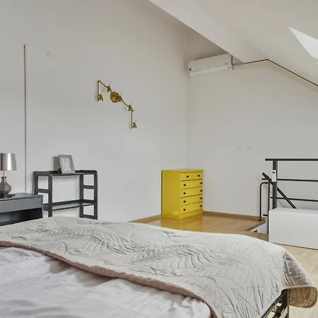 Kabacki Dukt 14 Loft With Parking By Solarento